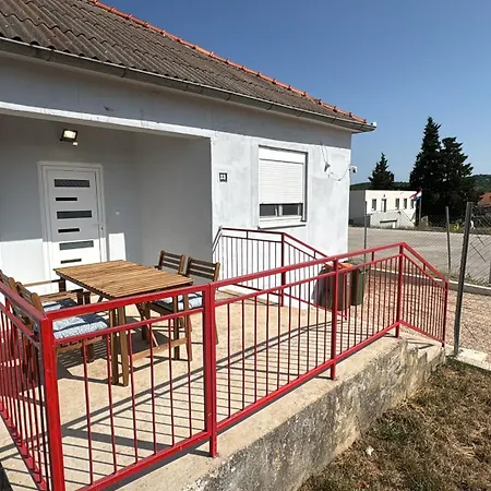 Olive House * Kašić